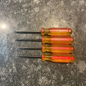 Stanley T-15, 20, 25, 30 Torx Screwdriver Set Of 4 64-552 Made in USA Plastic